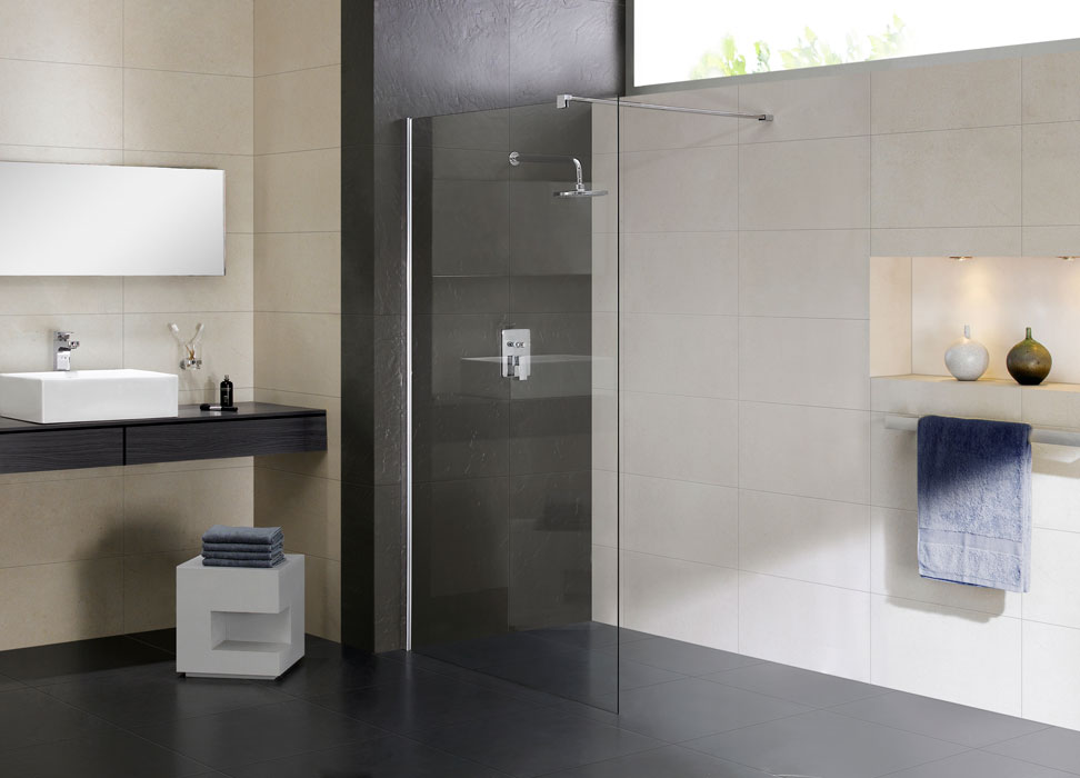 frida–walk-in-zuhanyfal-vis-2