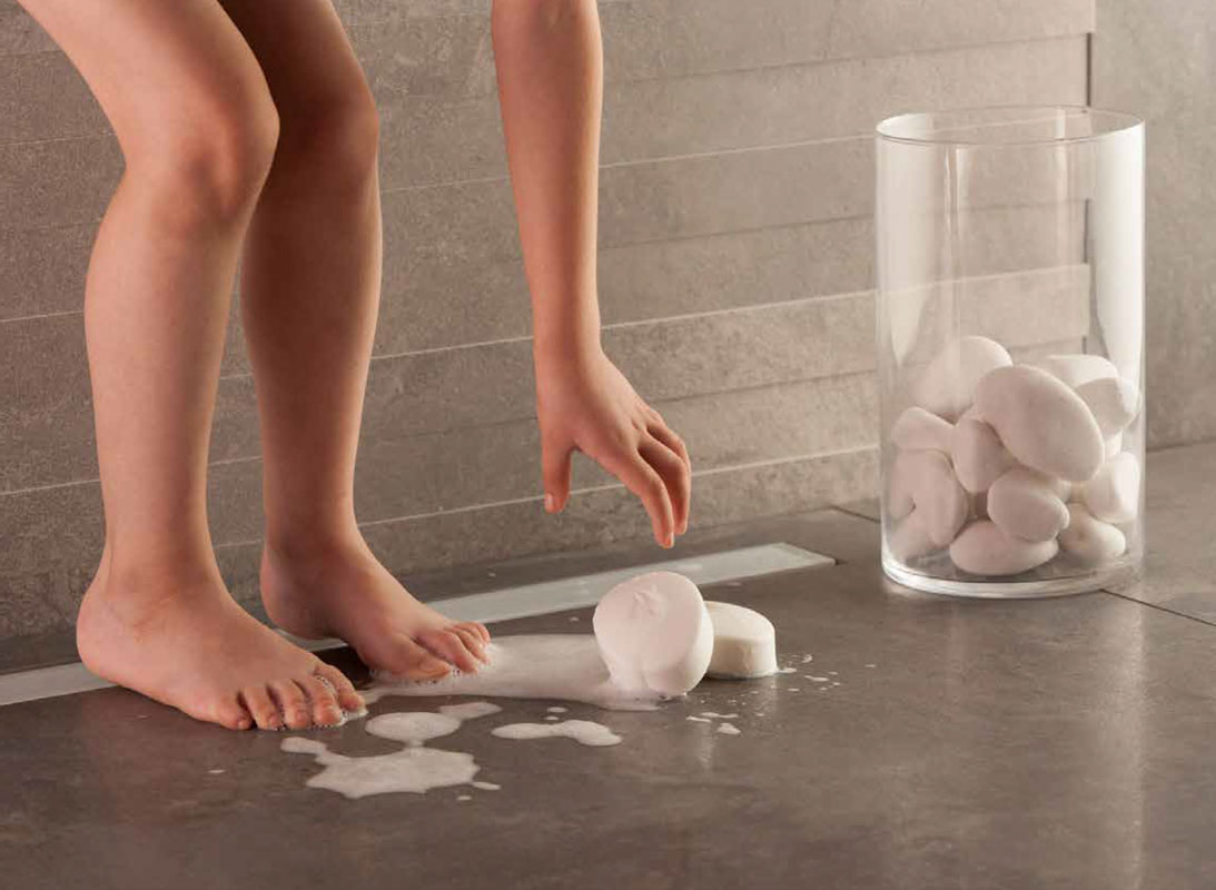 Confluo-Frameless-white–glass_3
